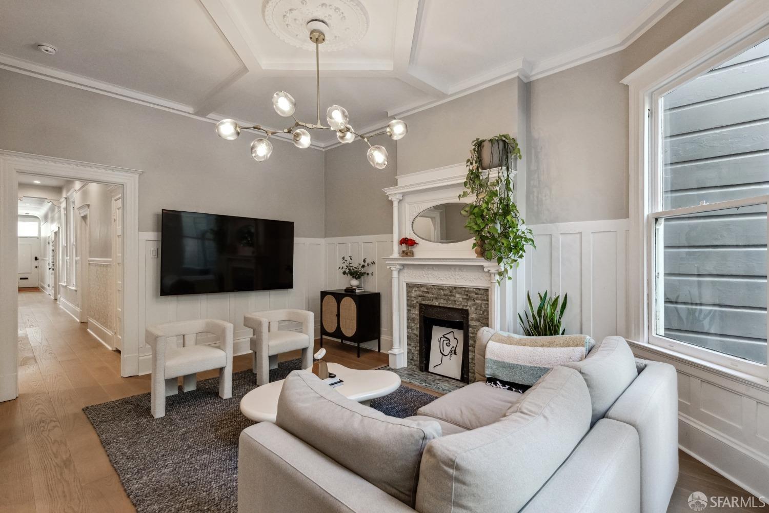 2856 Sacramento Street