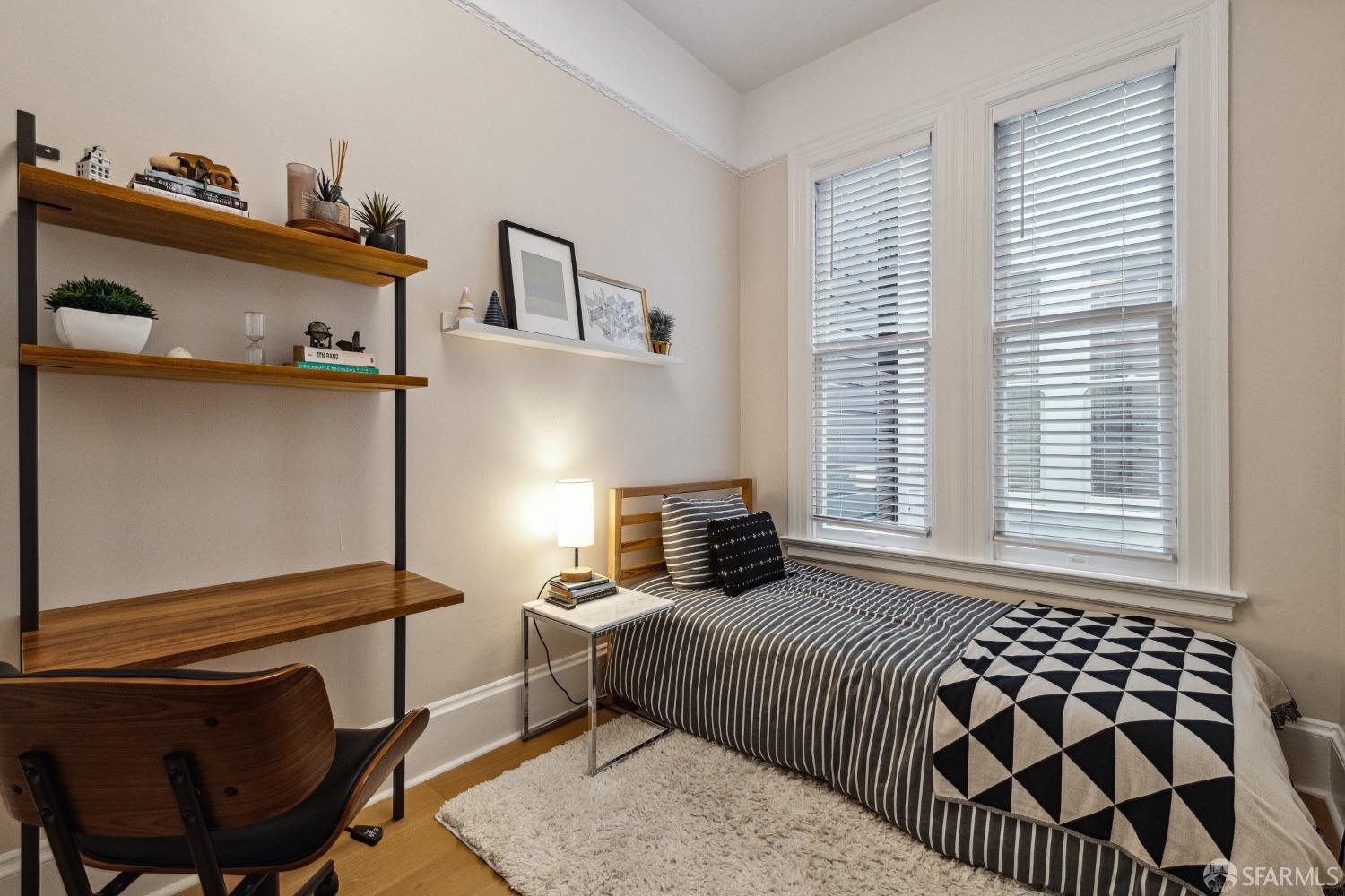 2856 Sacramento Street