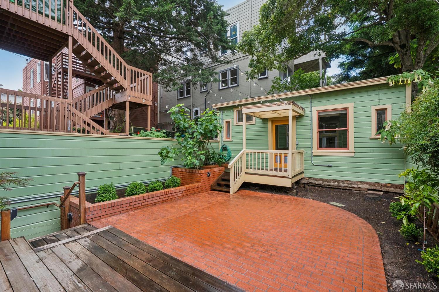 176 Castro Street