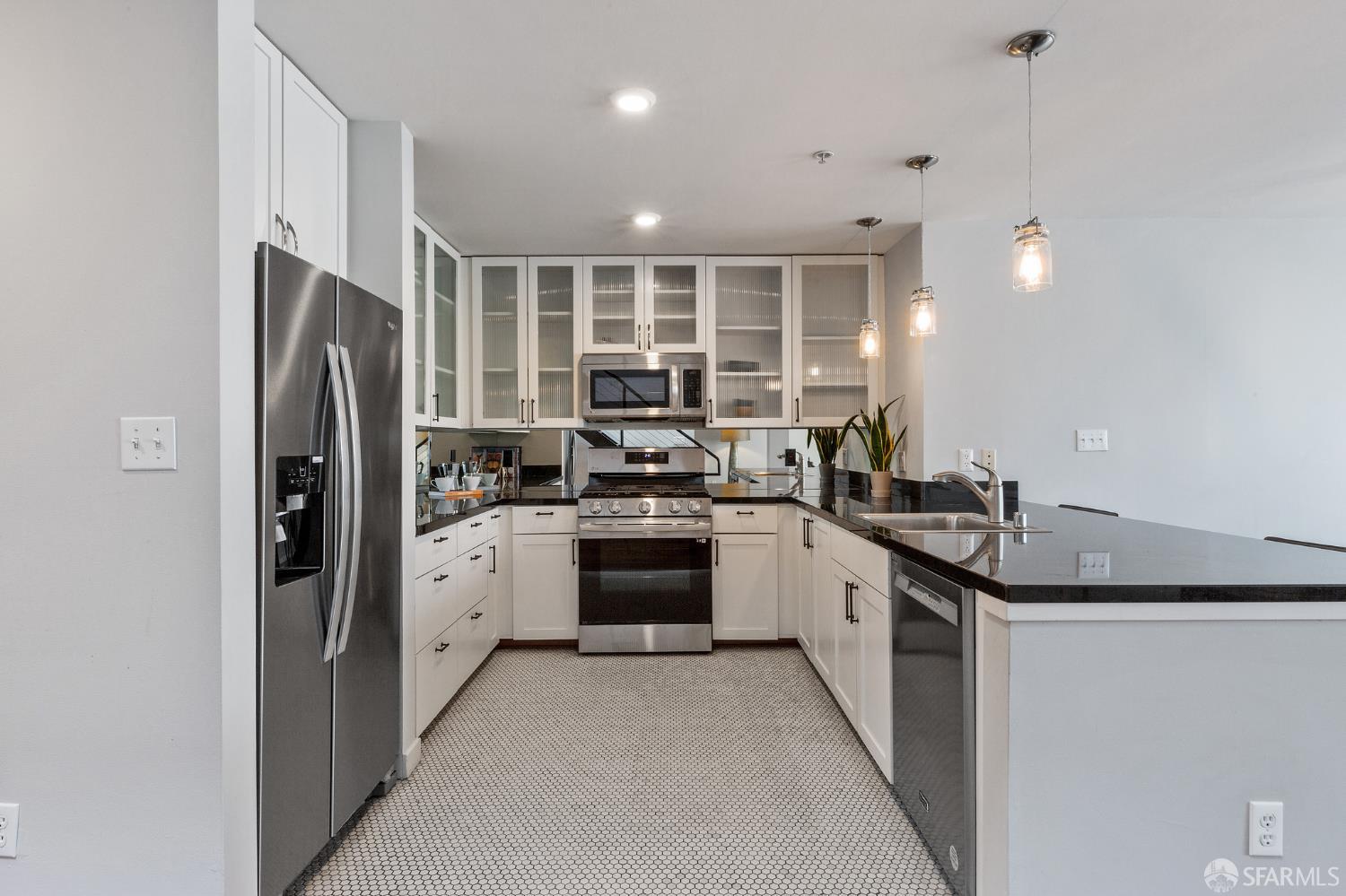 1720 Clay Street # 14