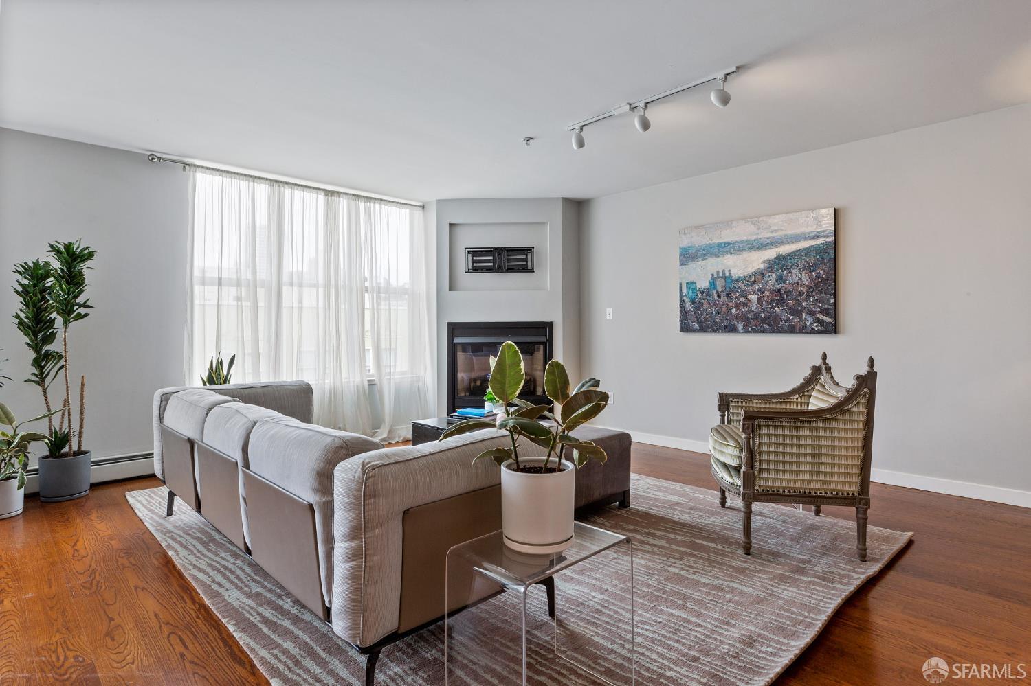 1720 Clay Street # 14