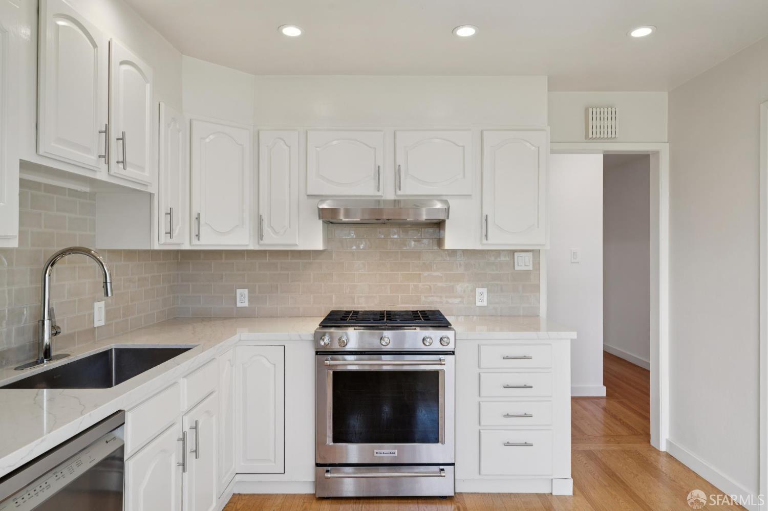74 Sunview Drive