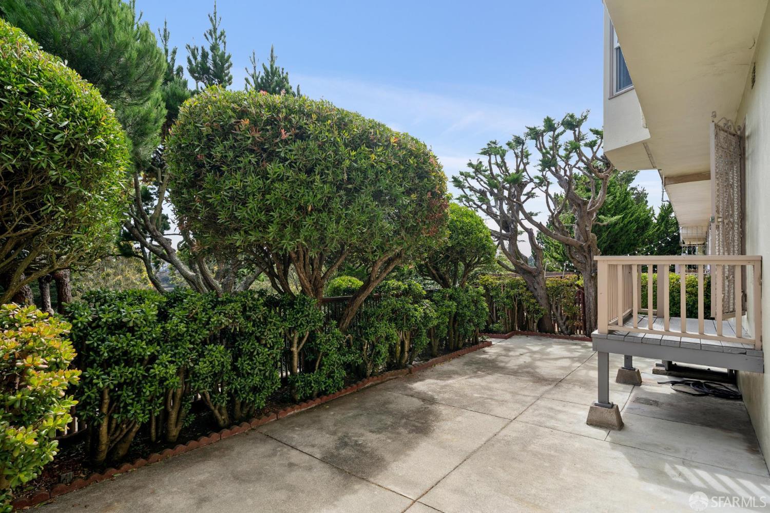 74 Sunview Drive