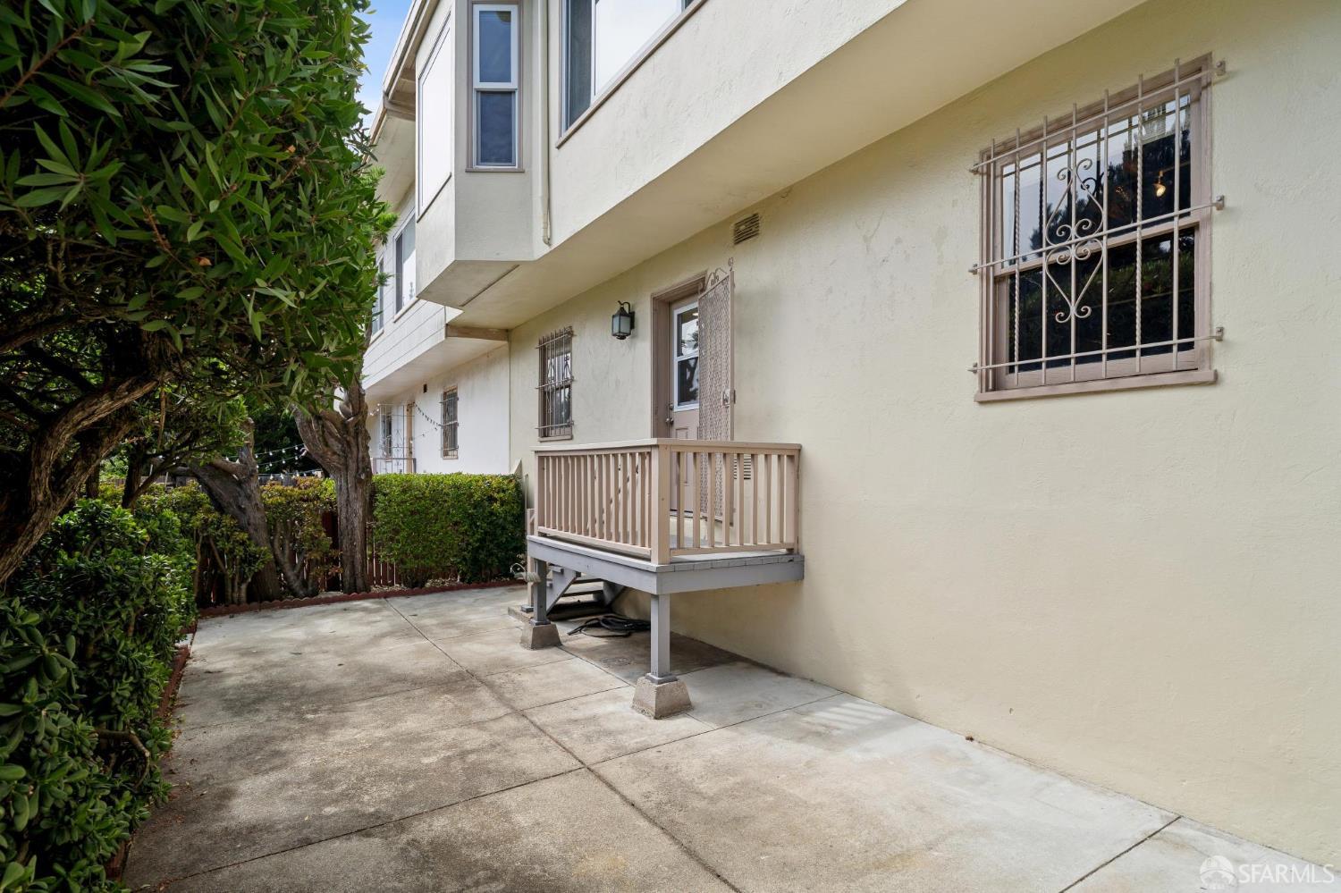 74 Sunview Drive