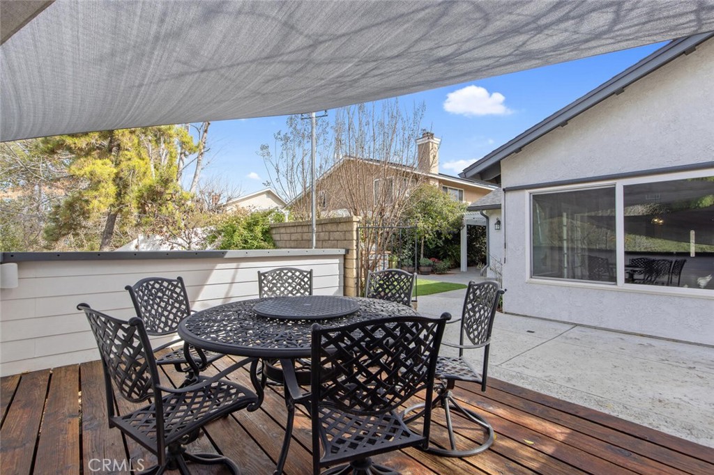 24109 Avenida Crescenta