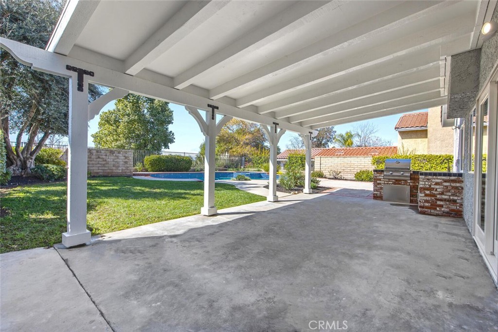 25409 Stratford Drive