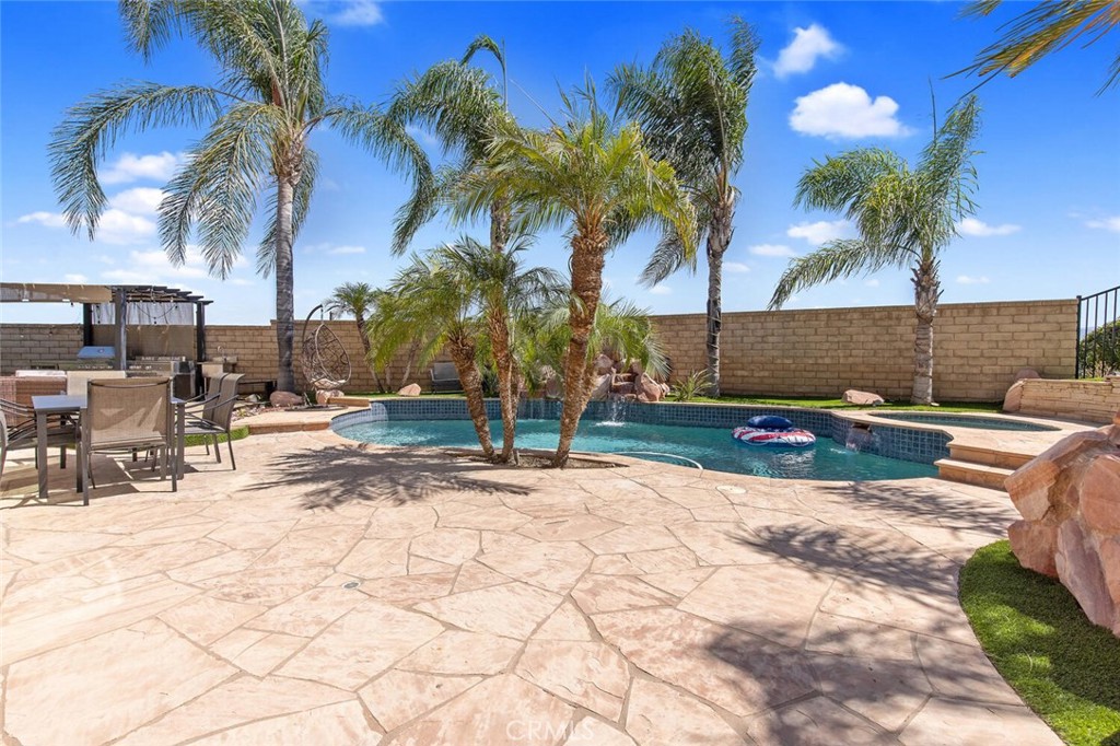 27910 Bridlewood Drive