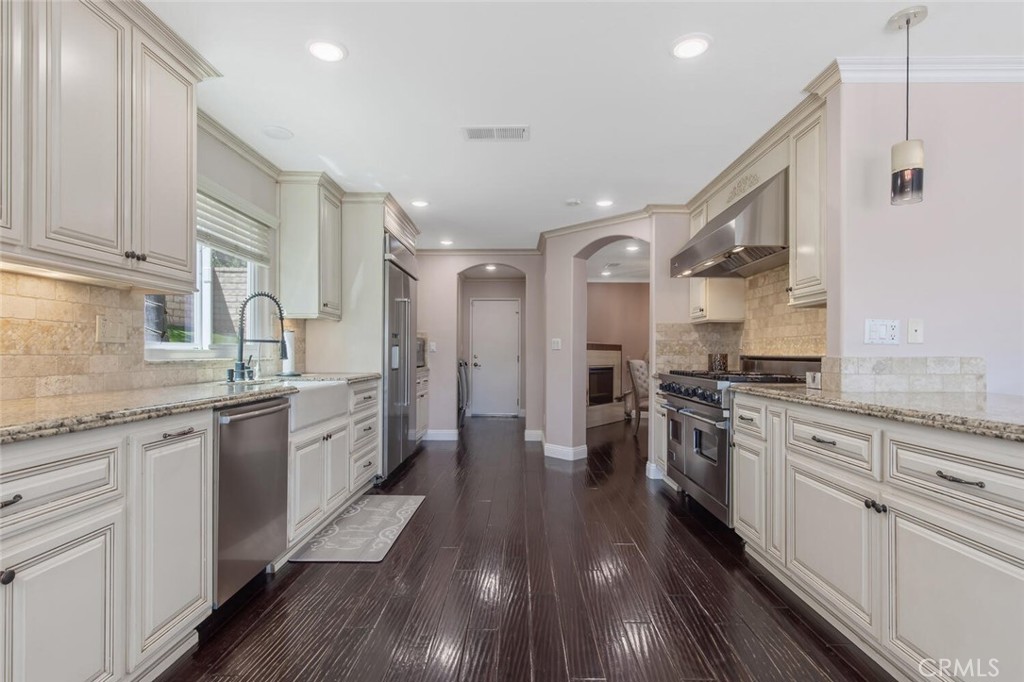 27910 Bridlewood Drive