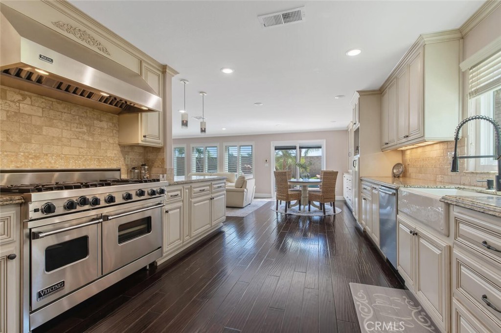 27910 Bridlewood Drive