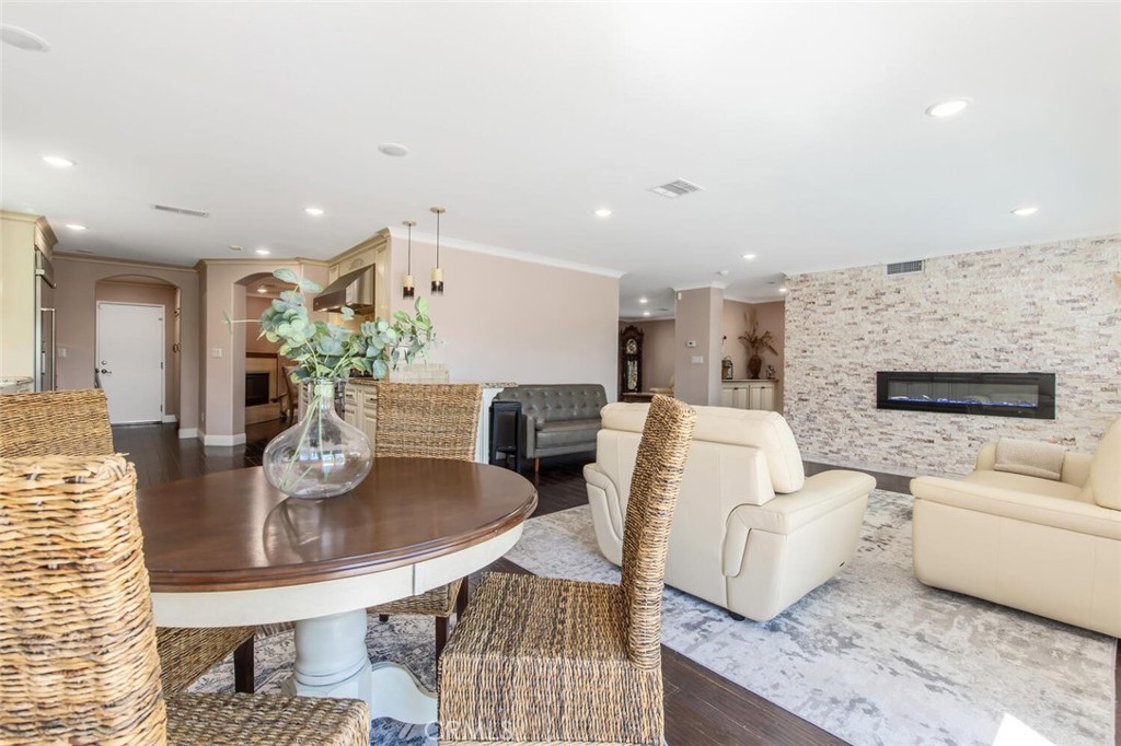 27910 Bridlewood Drive