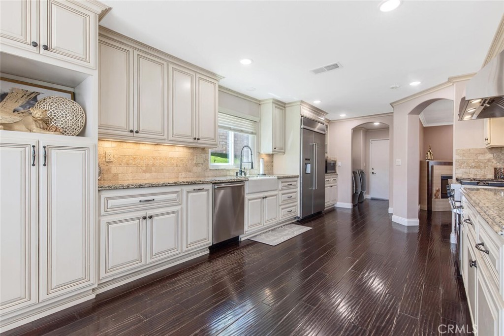 27910 Bridlewood Drive