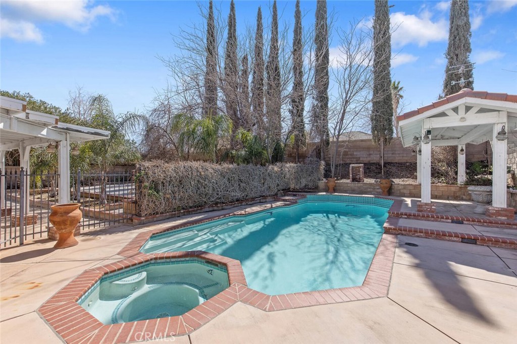 6118 Landau Place