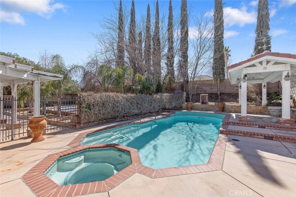 6118 Landau Place
