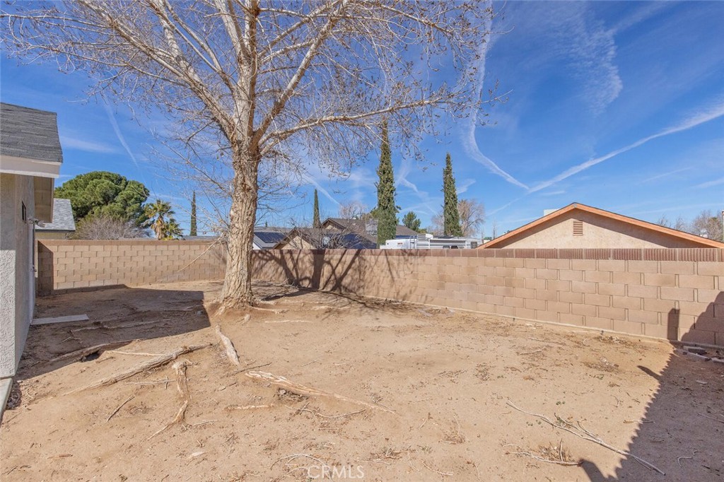 837 E Kettering Street