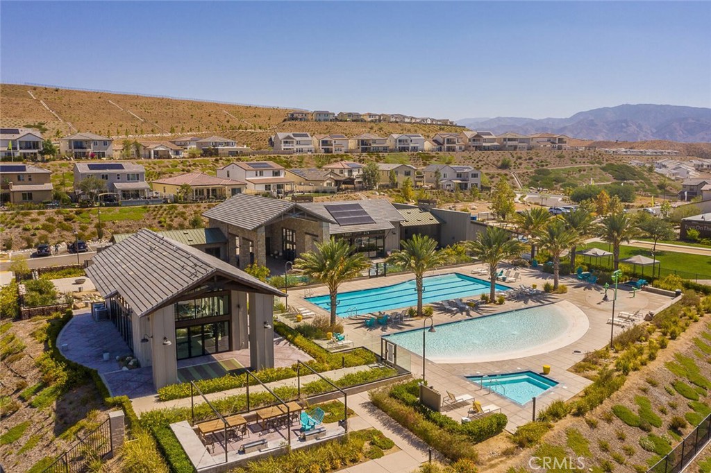 18163 Hedgerow Way