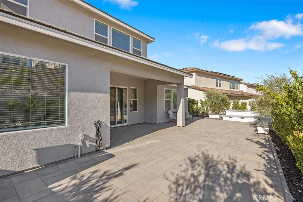18163 Hedgerow Way