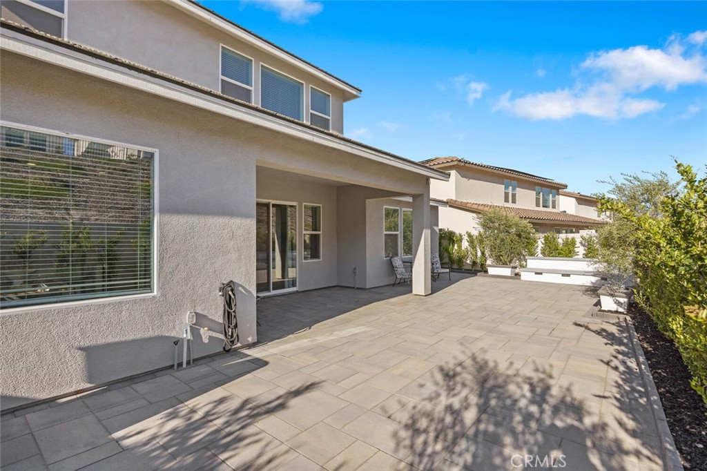 18163 Hedgerow Way