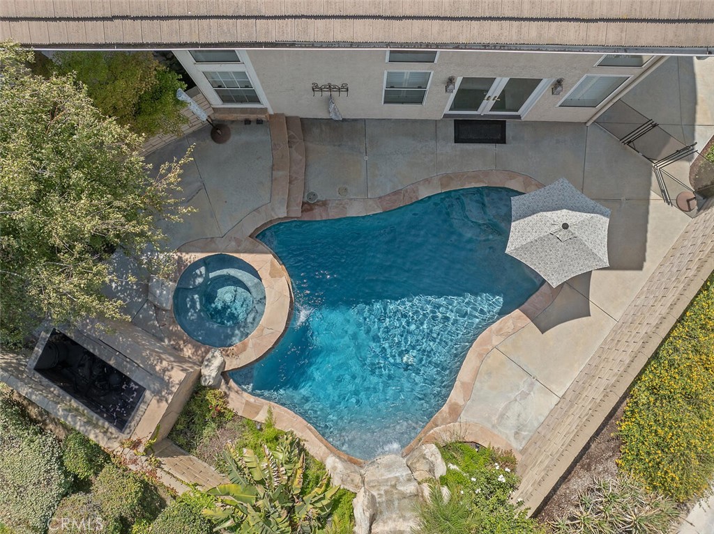 27448 Whitefield Place