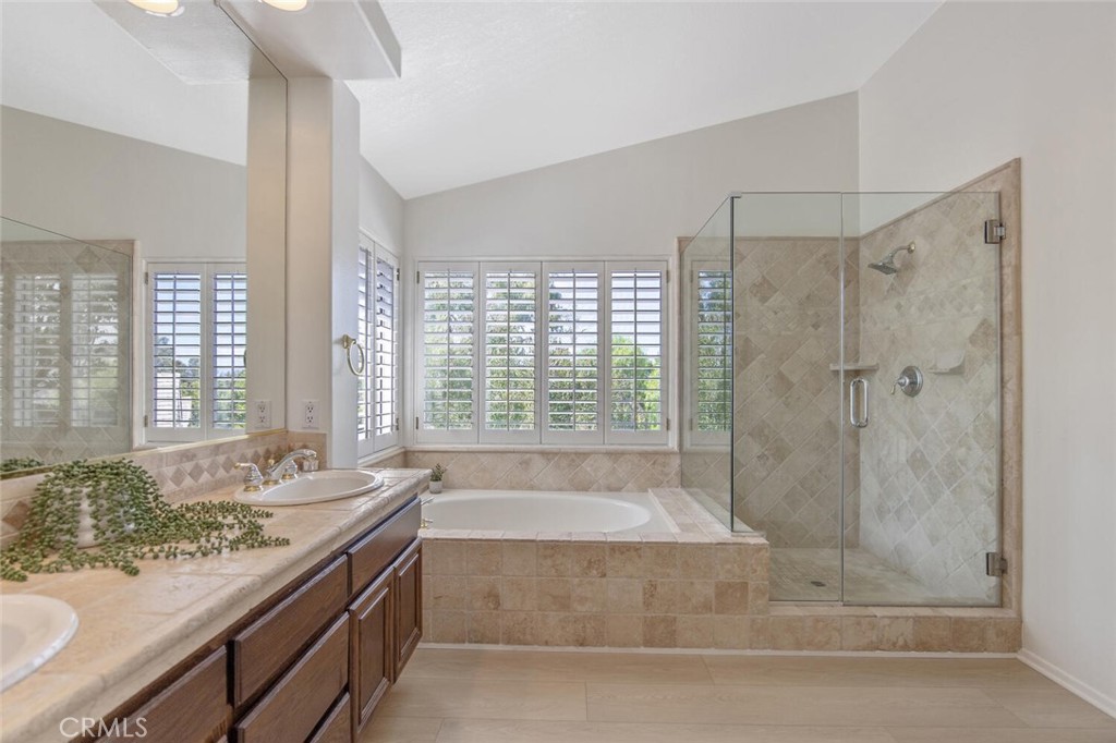 27448 Whitefield Place