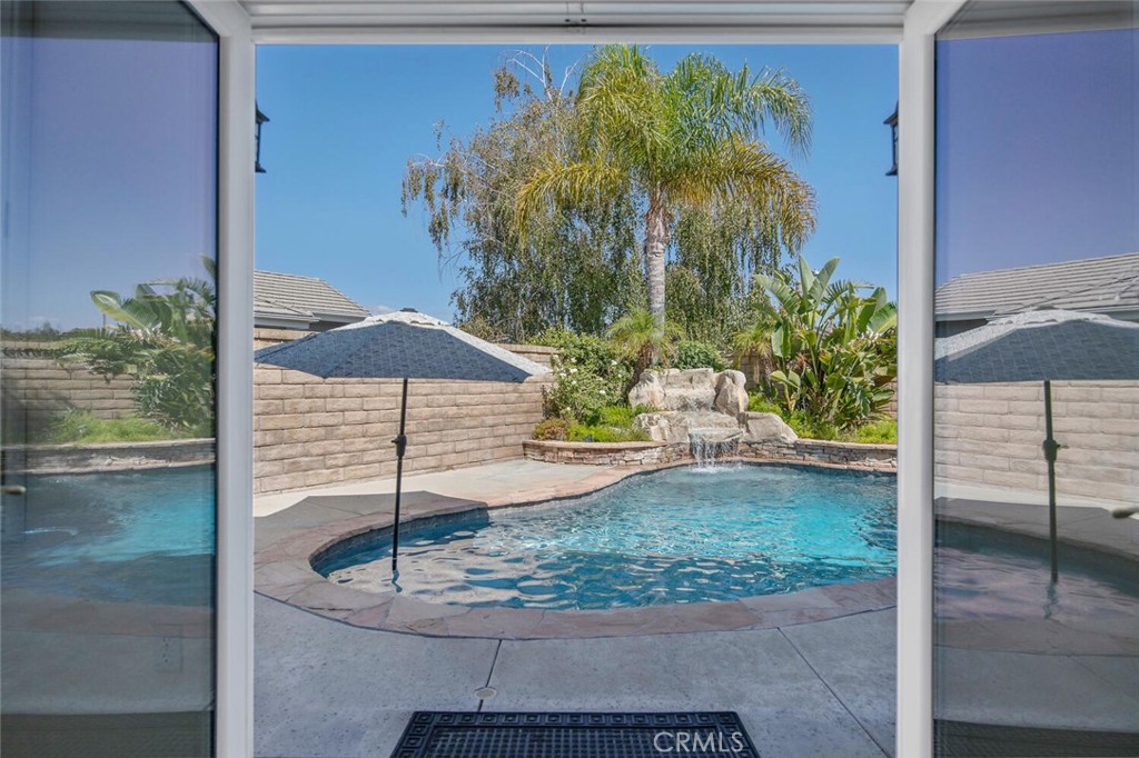 27448 Whitefield Place