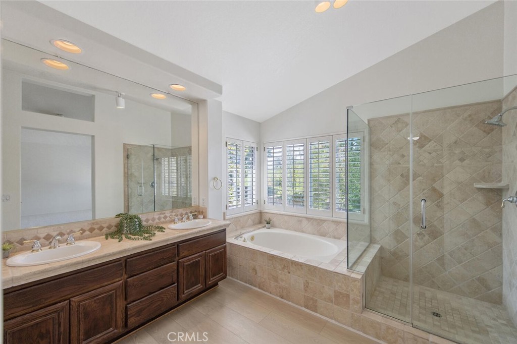 27448 Whitefield Place