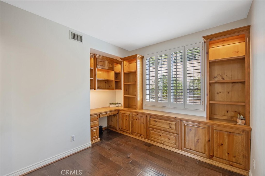 27448 Whitefield Place