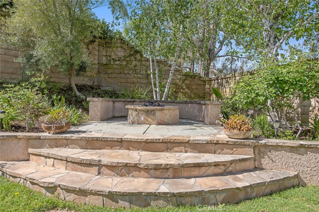27448 Whitefield Place
