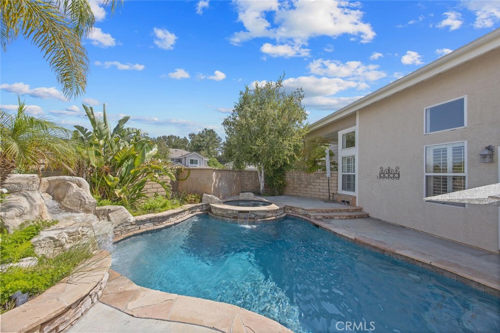 27448 Whitefield Place