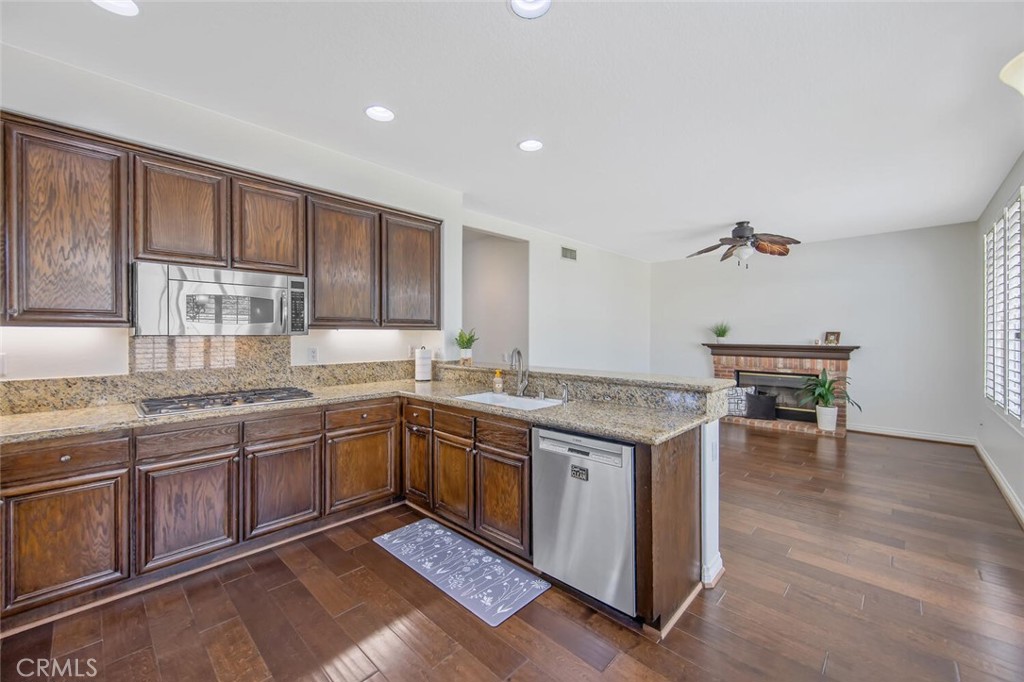 27448 Whitefield Place