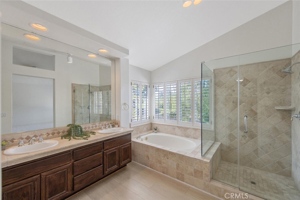 27448 Whitefield Place