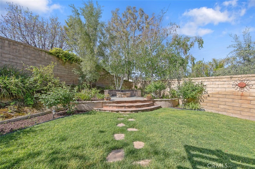 27448 Whitefield Place