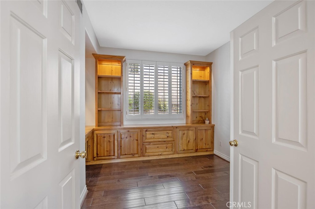 27448 Whitefield Place