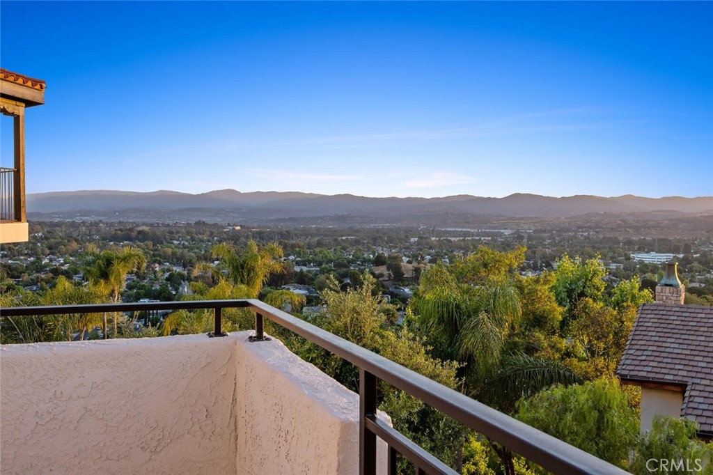 23835 Bella Vista Drive