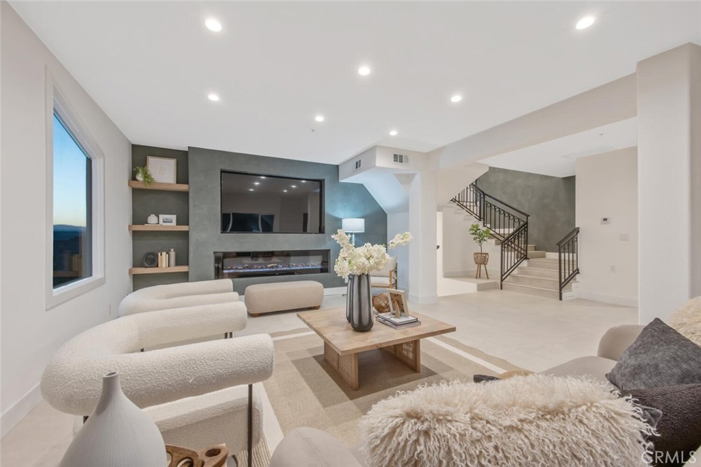 23835 Bella Vista Drive