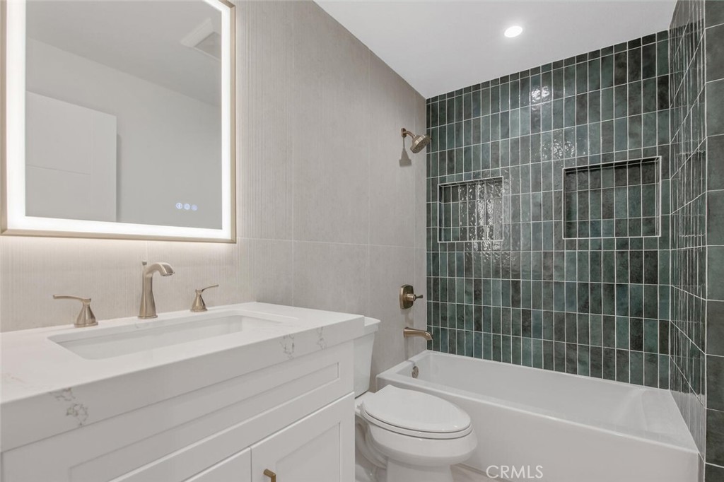 23835 Bella Vista Drive