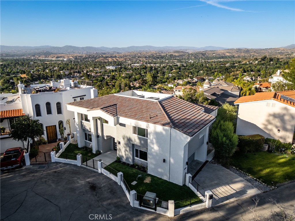 23835 Bella Vista Drive
