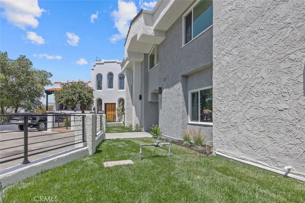 23835 Bella Vista Drive