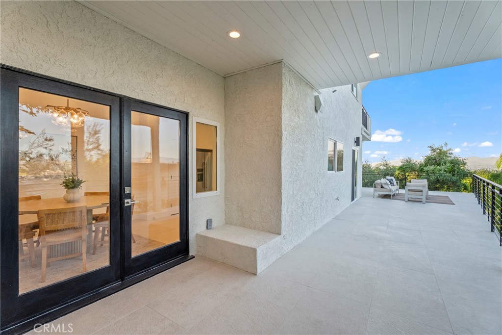 23835 Bella Vista Drive
