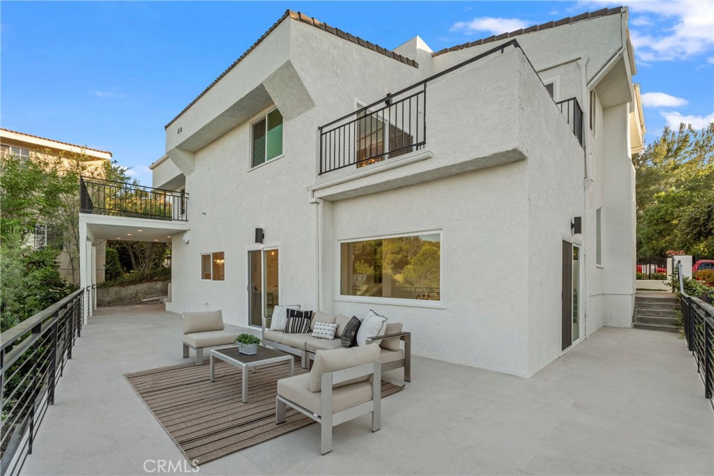 23835 Bella Vista Drive