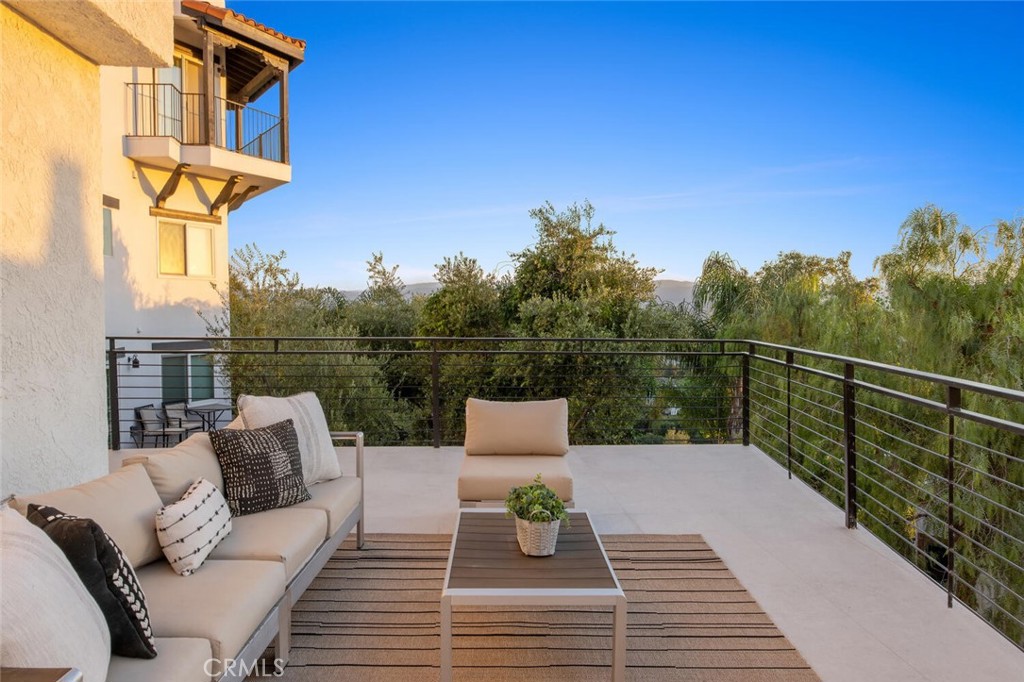 23835 Bella Vista Drive
