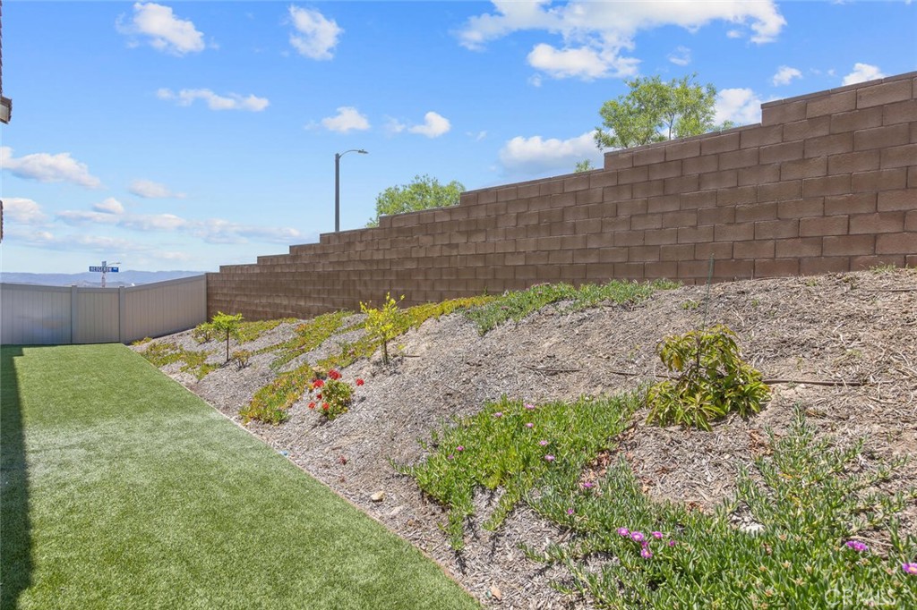 18171 Hedgerow Way