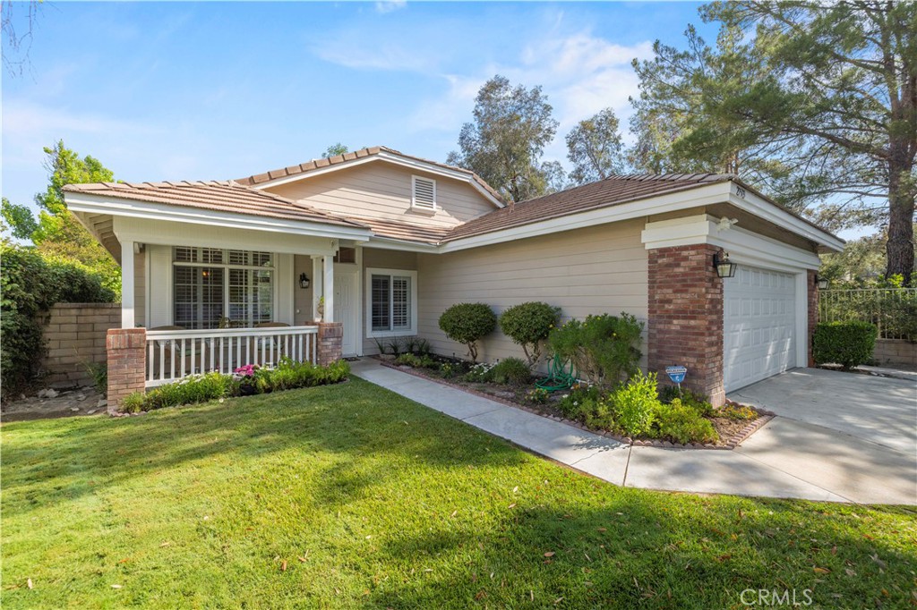 27523 Wellington Court