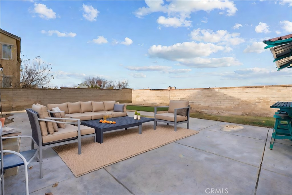 2123 Coconut Place