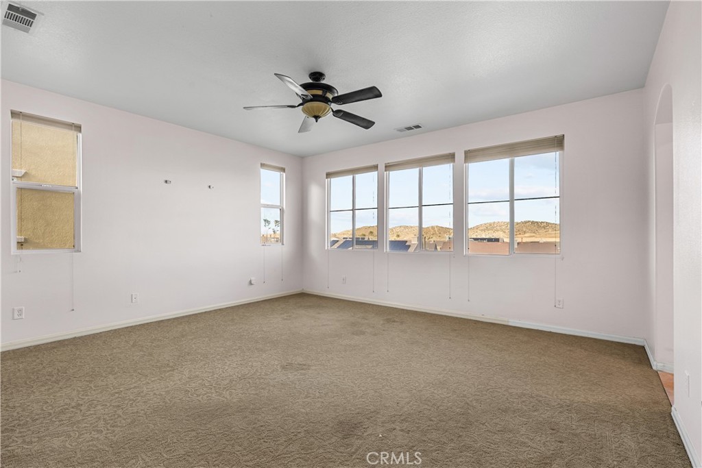 2123 Coconut Place