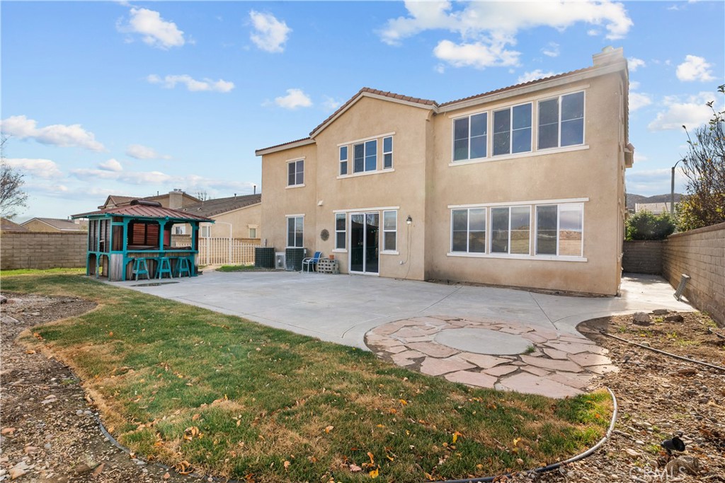 2123 Coconut Place