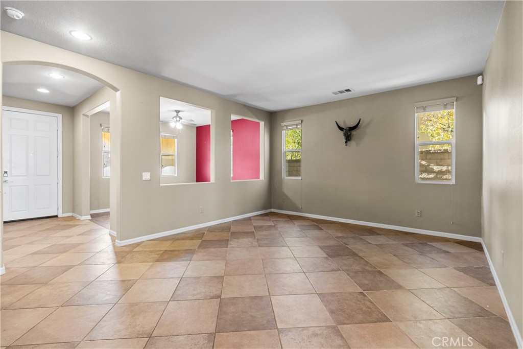 2123 Coconut Place