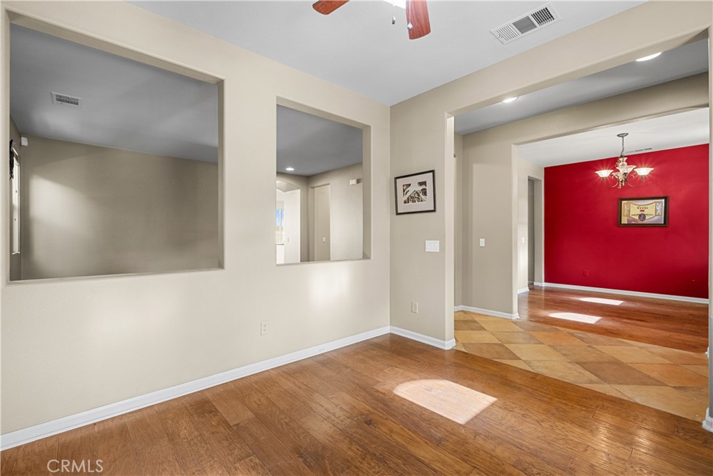 2123 Coconut Place