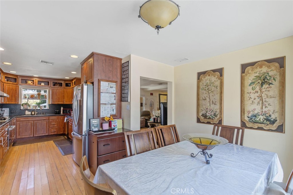 22642 Victory Boulevard