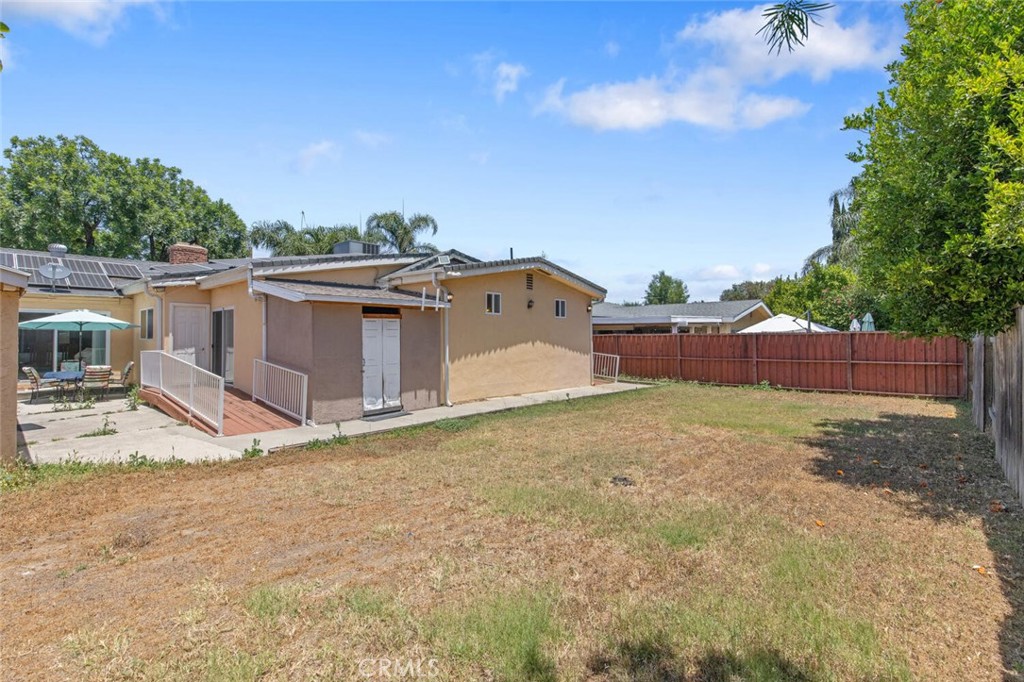 22642 Victory Boulevard