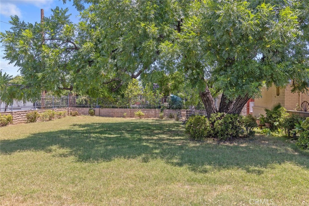 22642 Victory Boulevard